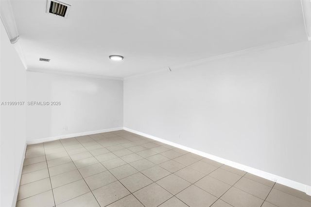 17532 NW 61st Ct N, Hialeah, FL 33015