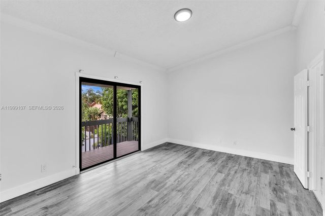 17532 NW 61st Ct N, Hialeah, FL 33015