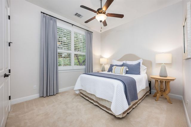 215 Lake Como DR, Austin, TX 78734