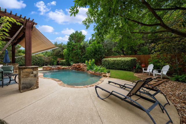 215 Lake Como DR, Austin, TX 78734