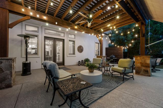 215 Lake Como DR, Austin, TX 78734