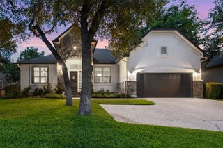 215 Lake Como DR, Austin, TX 78734