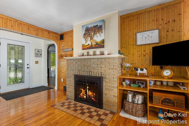 312 Russell Street, Middleville, MI 49333