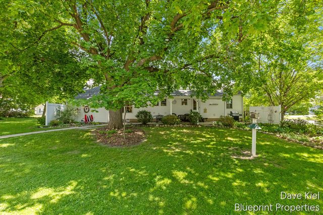 312 Russell Street, Middleville, MI 49333
