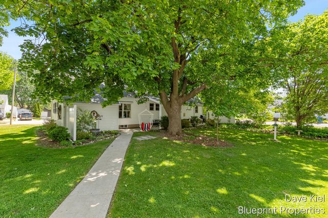 312 Russell Street, Middleville, MI 49333