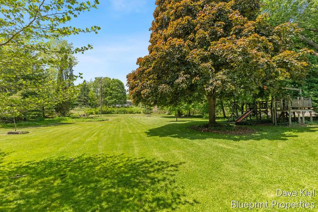 312 Russell Street, Middleville, MI 49333