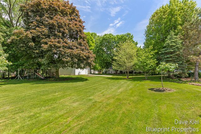 312 Russell Street, Middleville, MI 49333