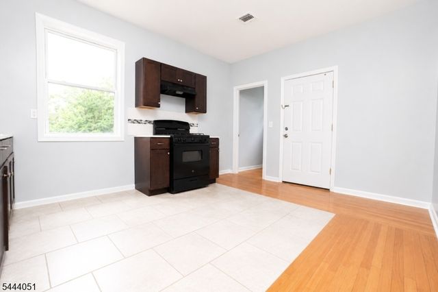 737 S 14Th St, Newark City, NJ 07103