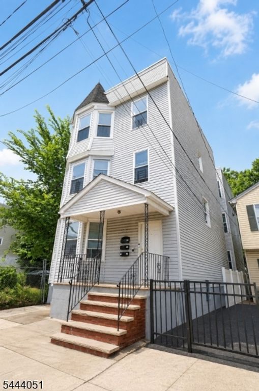 737 S 14Th St, Newark City, NJ 07103