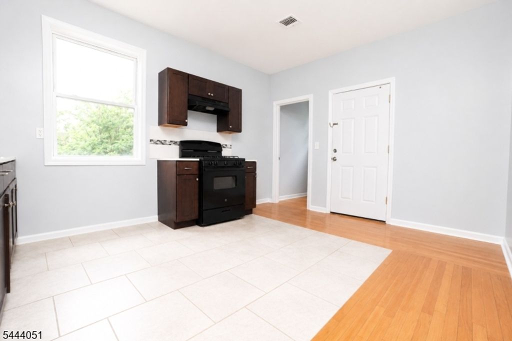 737 S 14Th St, Newark City, NJ 07103 — photo 5