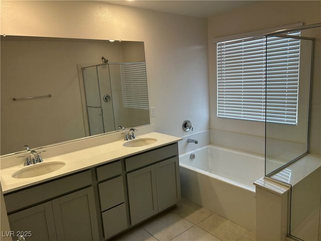 4172 Scarlet Cob Avenue, Las Vegas, NV 89141