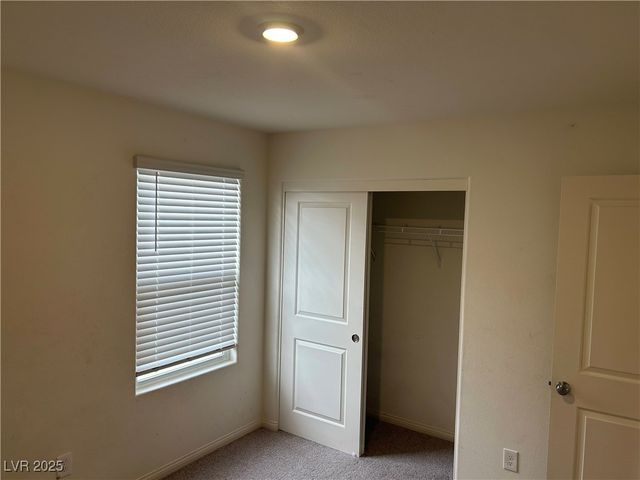 4172 Scarlet Cob Avenue, Las Vegas, NV 89141