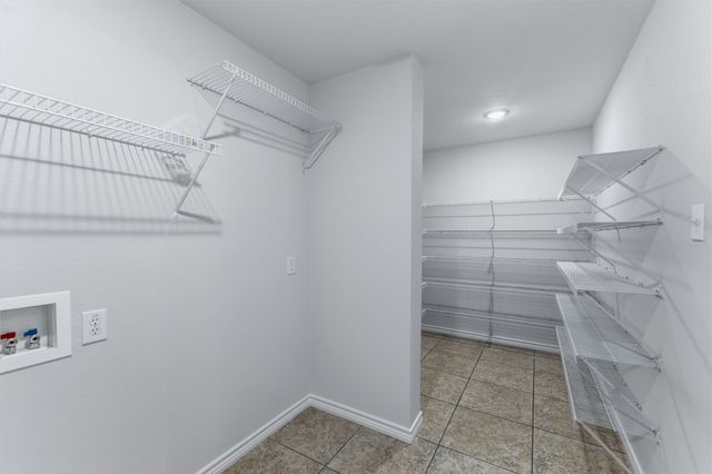 1629 Withers Way, Krum, TX 76249