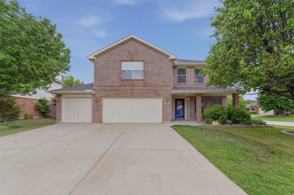 1629 Withers Way, Krum, TX 76249