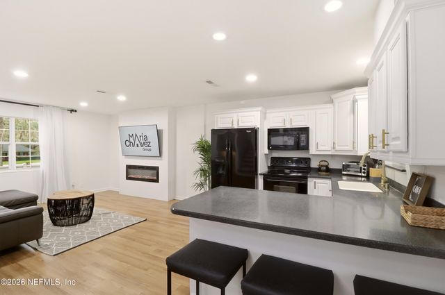 4411 HARTMAN Road, Jacksonville, FL 32225