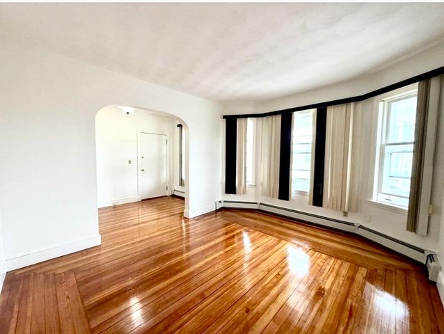 1129 Saratoga St 1, Boston, MA 02128