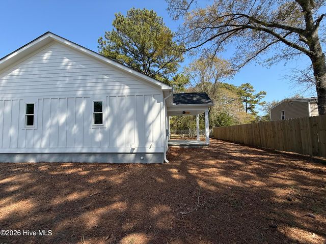 7151 Dale Avenue SW, Ocean Isle Beach, NC 28469