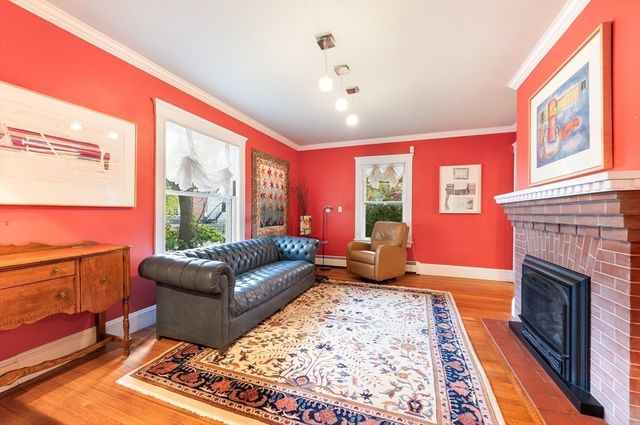 458 Woodward St., Newton, MA 02468