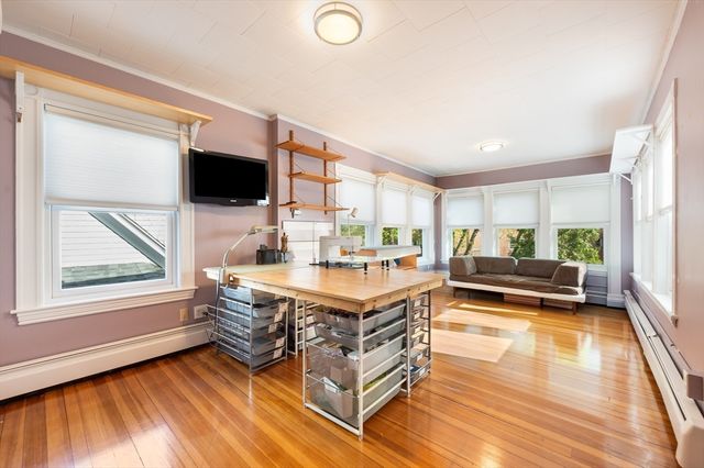 458 Woodward St., Newton, MA 02468