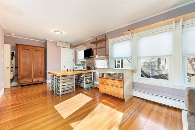 458 Woodward St., Newton, MA 02468