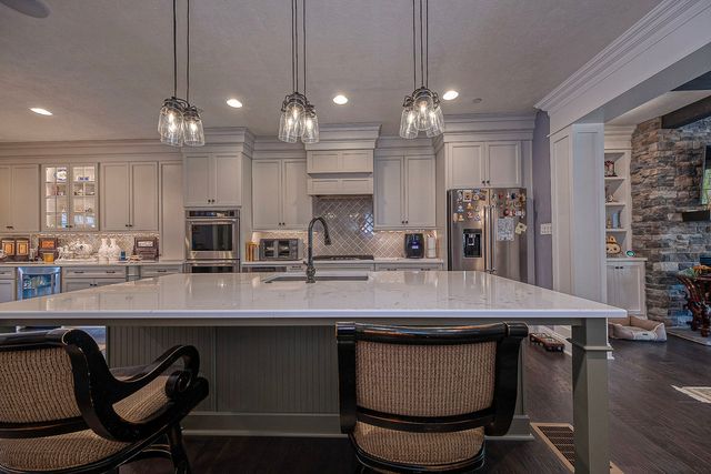 362 Highpointe DRIVE, Seven Fields Boro, PA 16046