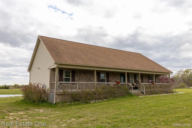 25260 32 Mile Road, Lenox, MI 48050