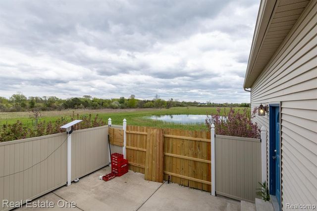 25260 32 Mile Road, Lenox, MI 48050