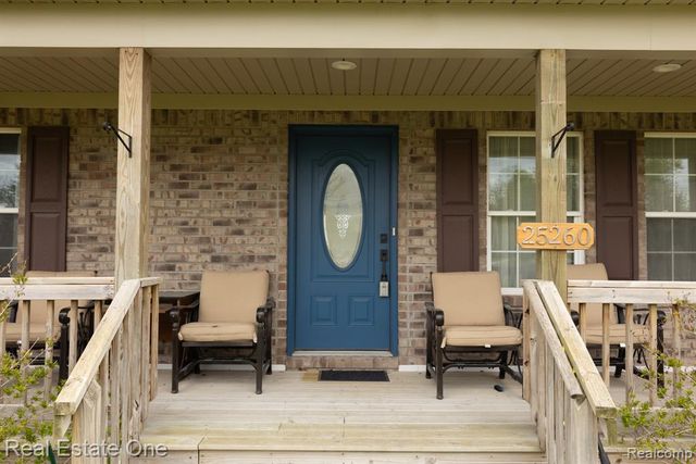 25260 32 Mile Road, Lenox, MI 48050