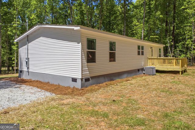 140C Lakeshore Drive, Eatonton, GA 31024
