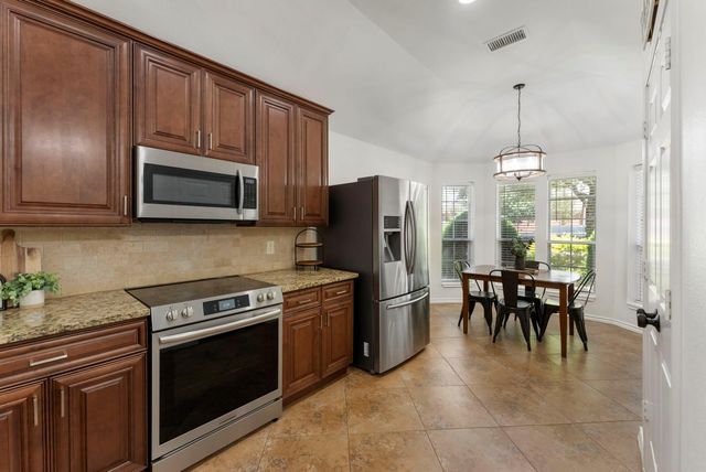28007 Elijah Hills Lane, Spring, TX 77386