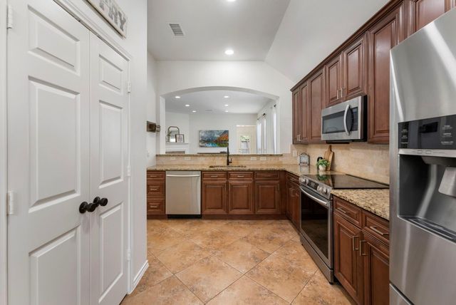 28007 Elijah Hills Lane, Spring, TX 77386