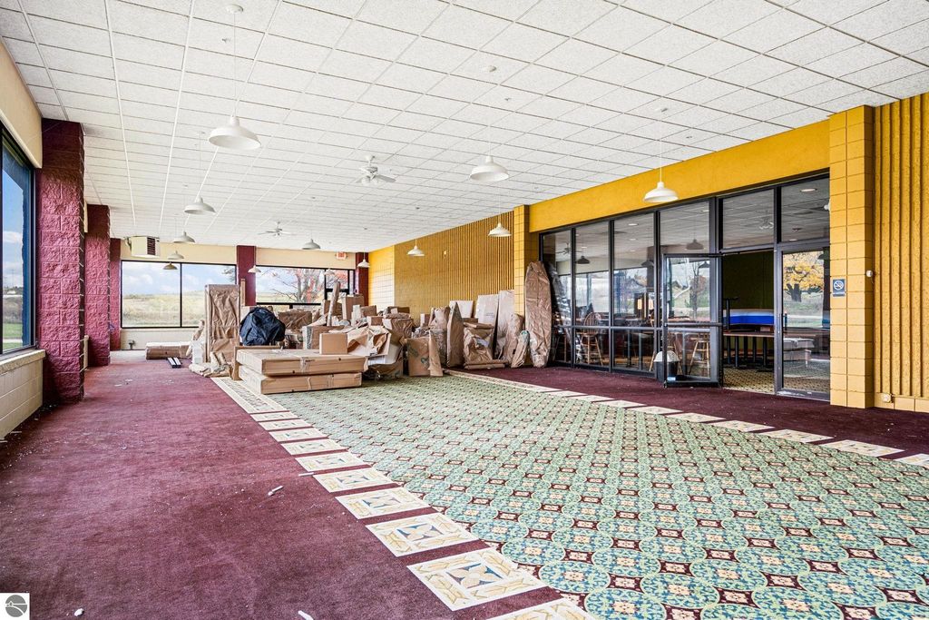 Image 13 of property listing at 4160 E M-72 E, Williamsburg, MI 49690