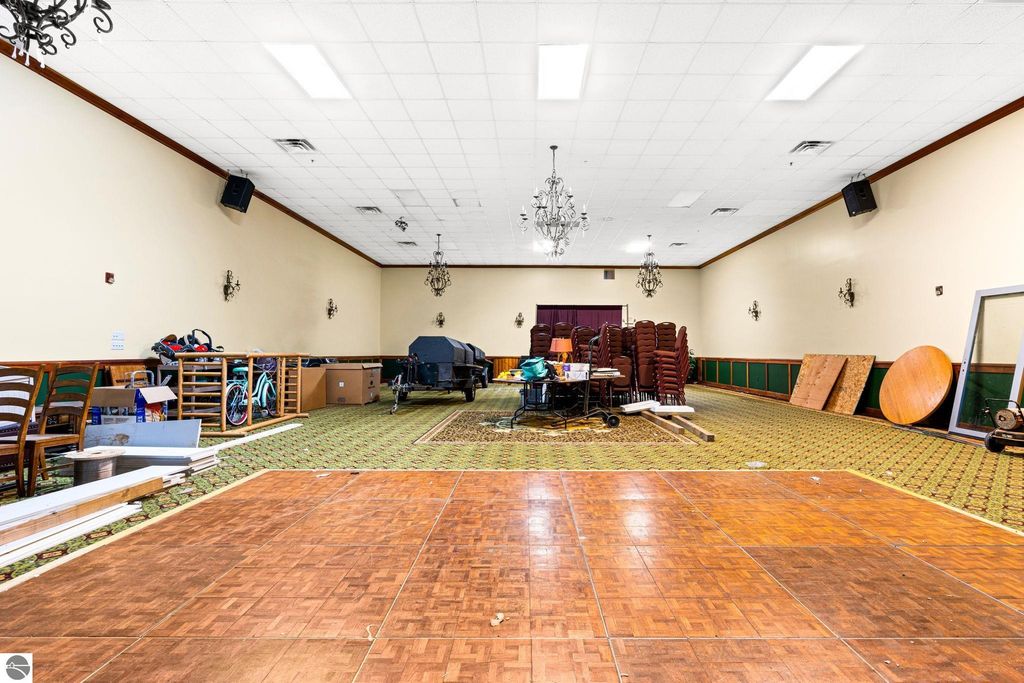 Image 20 of property listing at 4160 E M-72 E, Williamsburg, MI 49690