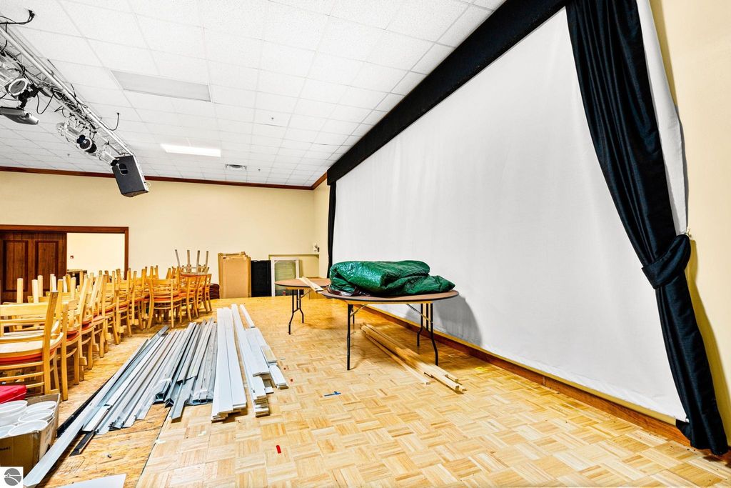 Image 21 of property listing at 4160 E M-72 E, Williamsburg, MI 49690