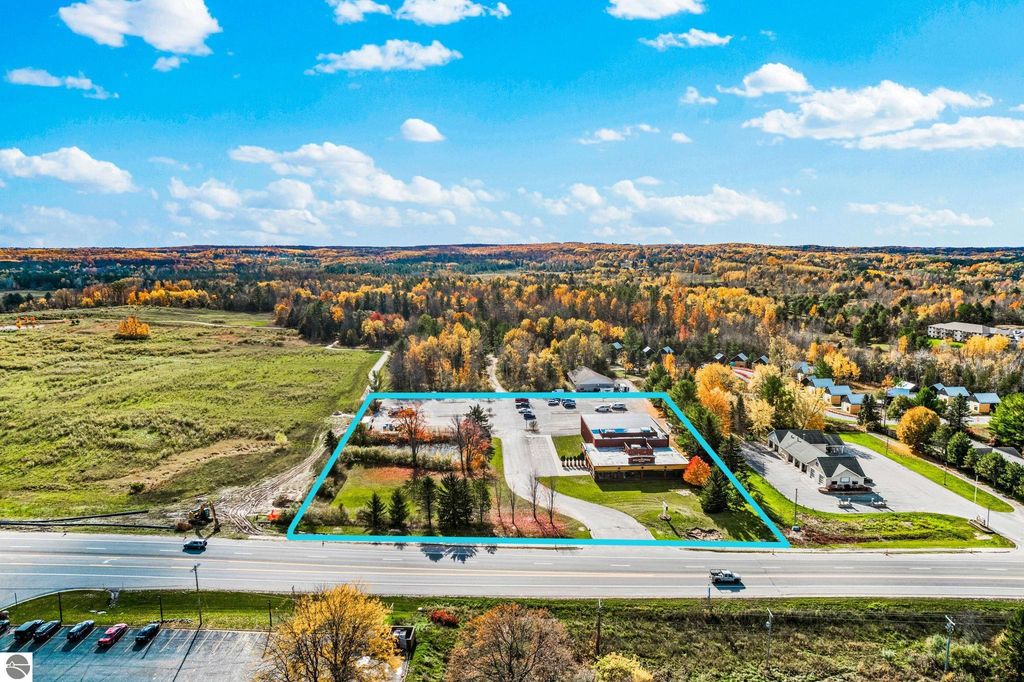 Image 3 of property listing at 4160 E M-72 E, Williamsburg, MI 49690