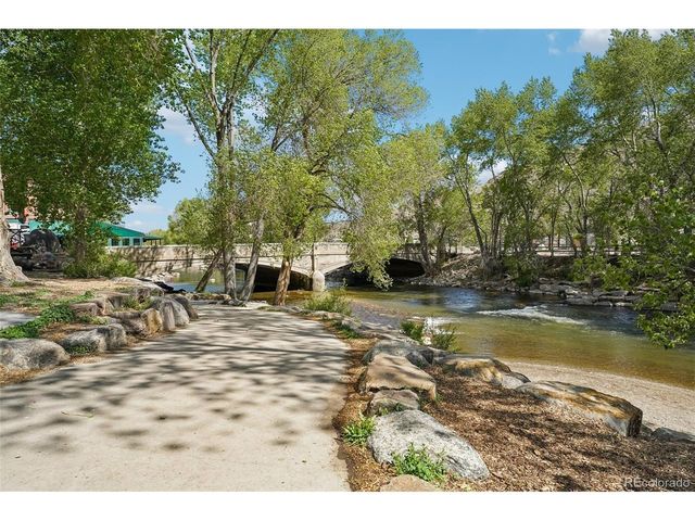 121 N F St B, Salida, CO 81201