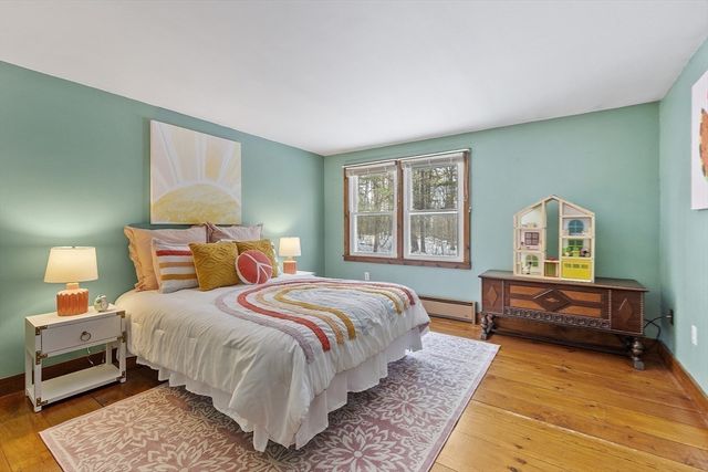 18 Douglas Dr, Ayer, MA 01432