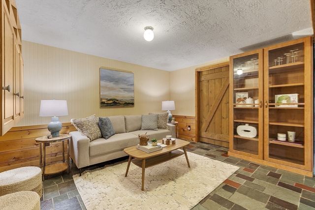 18 Douglas Dr, Ayer, MA 01432