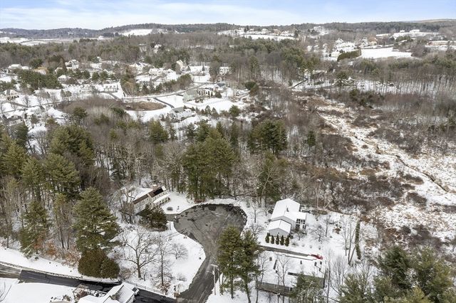 18 Douglas Dr, Ayer, MA 01432