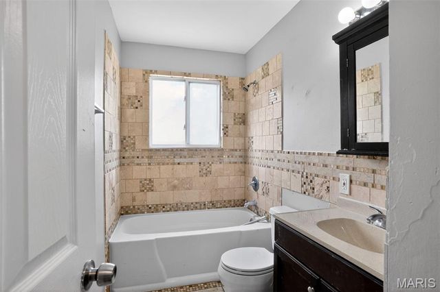 10507 Tate Drive, St Louis, MO 63136