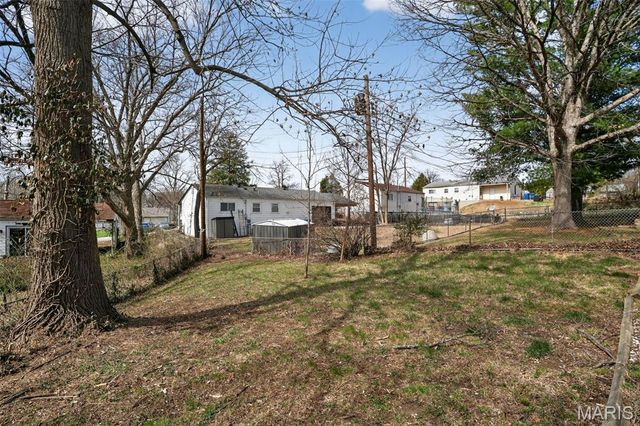 10507 Tate Drive, St Louis, MO 63136