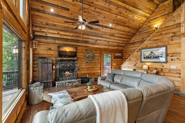 300 Cloudland Trace, Epworth, GA 30541