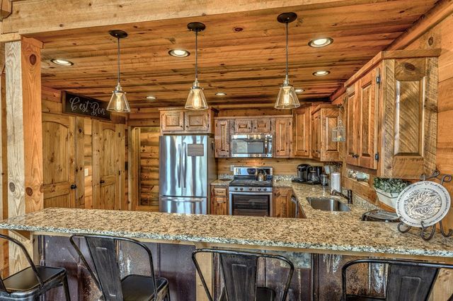 300 Cloudland Trace, Epworth, GA 30541