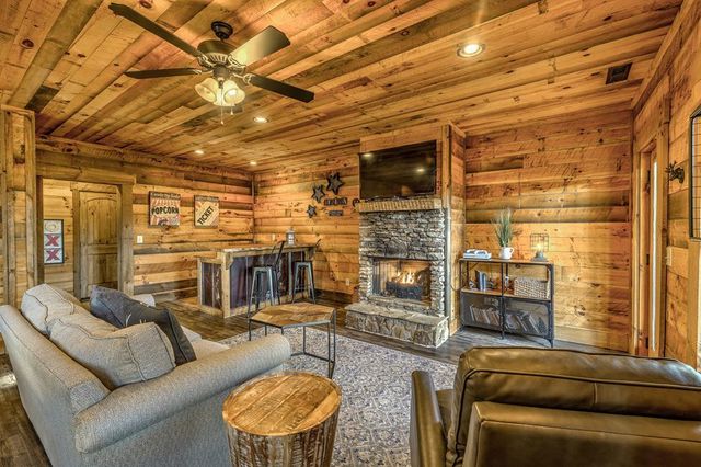 300 Cloudland Trace, Epworth, GA 30541