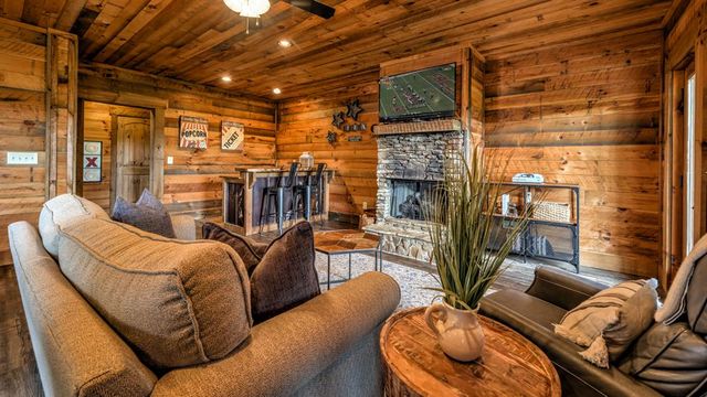 300 Cloudland Trace, Epworth, GA 30541