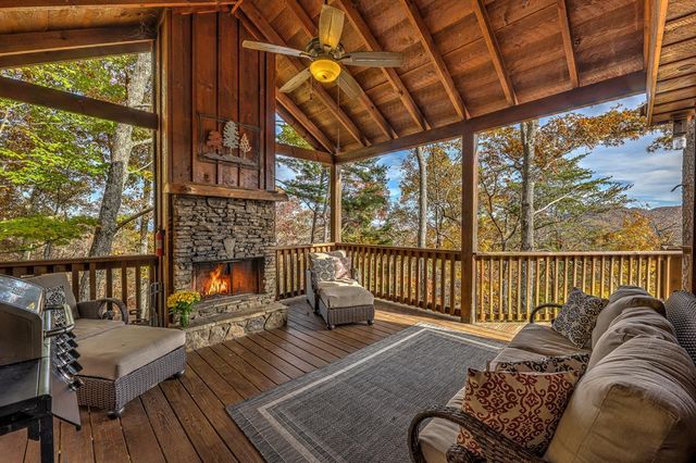 300 Cloudland Trace, Epworth, GA 30541