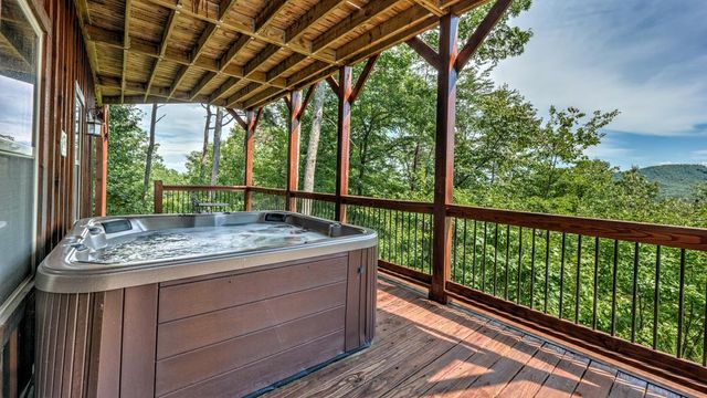 300 Cloudland Trace, Epworth, GA 30541