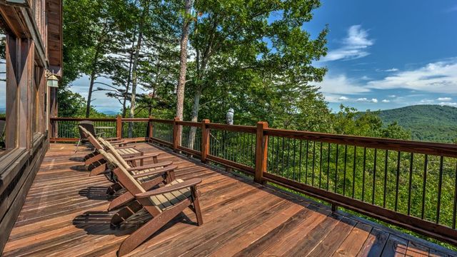 300 Cloudland Trace, Epworth, GA 30541