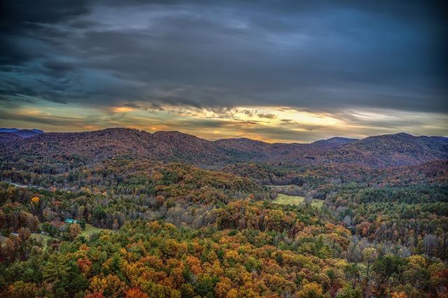 300 Cloudland Trace, Epworth, GA 30541