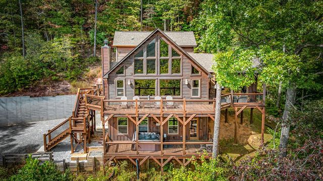 300 Cloudland Trace, Epworth, GA 30541